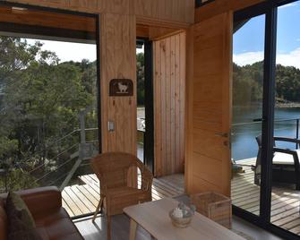 Impressive Don Santiago Cabin, Chilean Patagonia. - Chaitén - Balcony