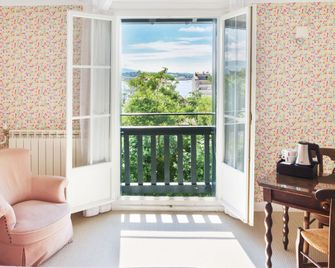 Hotel Les Goelands - סן-ז'ן דה-לו - מרפסת