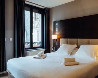 Hotel Le Dauphin Les Loges - Honfleur - Phòng ngủ