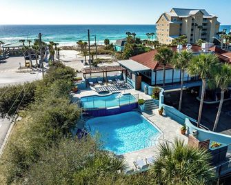 Beachside Inn - Quaint and Comfortable Hotel - Dog Friendly!! - Destin - Piscina