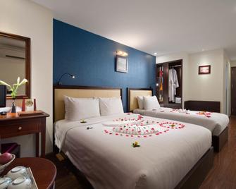 Serene Premier Hotel - Hanoi - Bedroom
