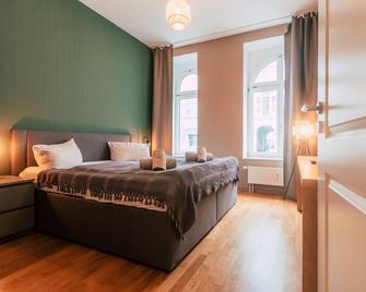 Classy 2-zimmer-appartement mit Wohnküche - Luga Homes - Zoo - Belgershain - Sypialnia