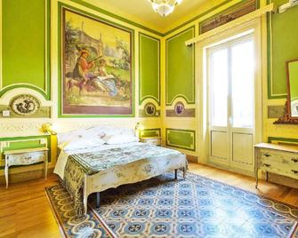 Hollywood Inn Palermo - Palermo