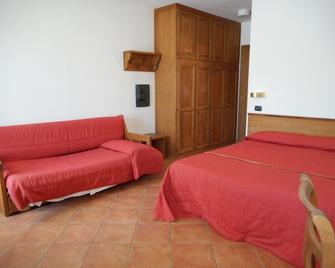 Hotel Casalpina Don Barra - Pragelato - Schlafzimmer