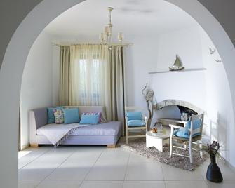 Coriva Beach Hotel & Bungalows - Koutsounára - Sala de estar