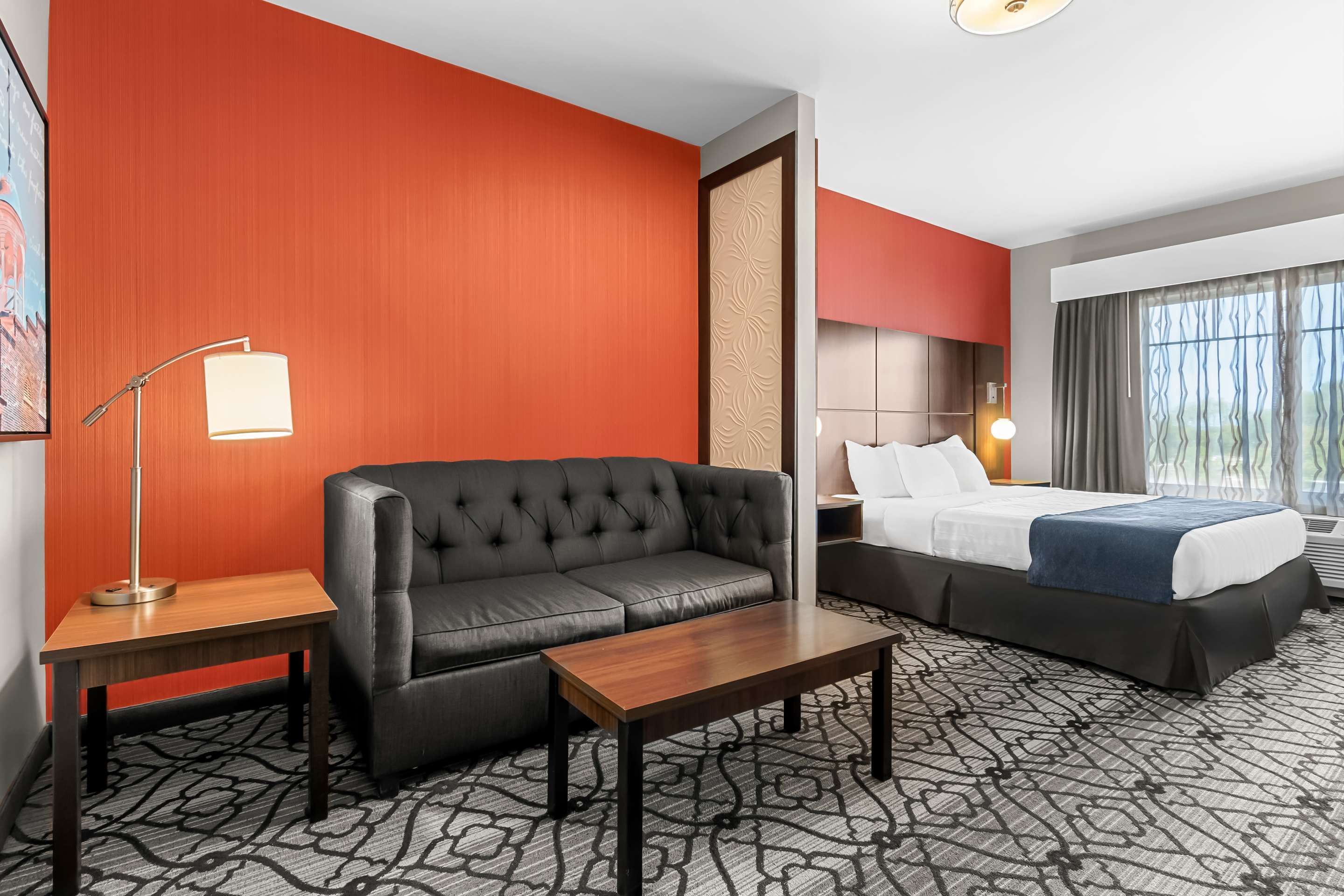 Bedroom view of Best Western Gettysburg