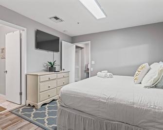 Captain's Quarters Riverfront #1 - Nashville