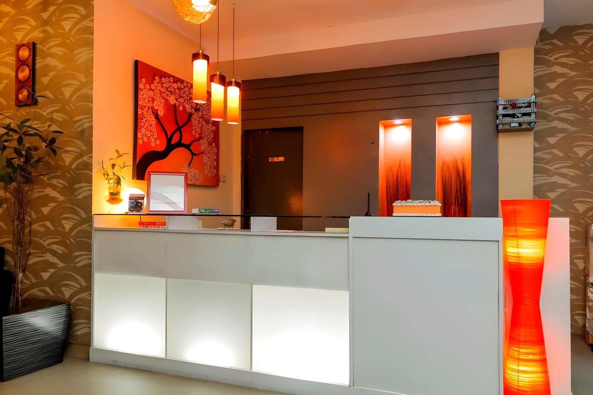 RedDoorz near Manado Town Square