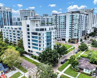 Spacious 2bd/2bth Luxury Condo - Orlando - Edifici