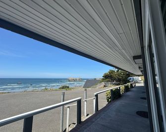 Sunset Oceanfront Lodging - Bandon - Balcón