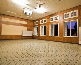Hotel Candi Baru - Semarang - Ruang rapat