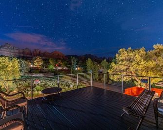 Sedona Desert Modern - Hot Tub & Views - Sedona - Balcón