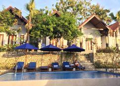 Krisna Guest House - Nusa Penida - Pool