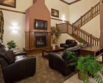 GrandStay Hotel & Suites Parkers Prairie - Parkers Prairie - Living room