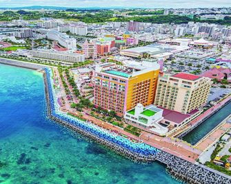 Vessel Hotel Campana Okinawa - Chatan