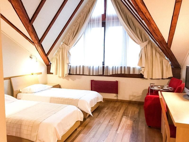 هوتل ساني هيل