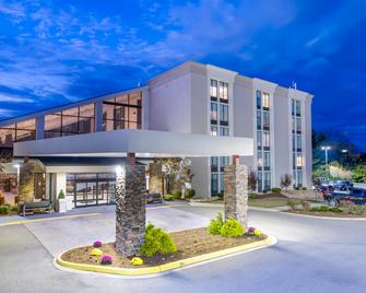 Candlewood Suites Roanoke Airport - Roanoke - Bina