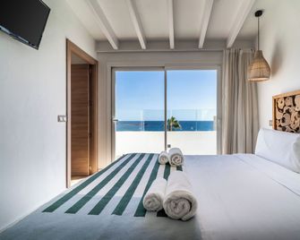 Outsite Ibiza - Santa Eularia des Riu