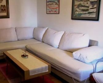 Holiday House Sara - Opatija - Sala de estar