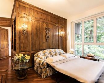 Klimt - Jacuzzi 5 Star - Luxury Design Apartment - Milà - Habitació