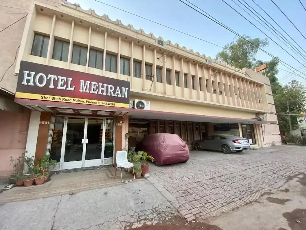Hotel Mehran Multan - Multān - Building