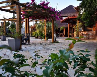 Hotel La Dolce Vita - Ilhéus - Patio