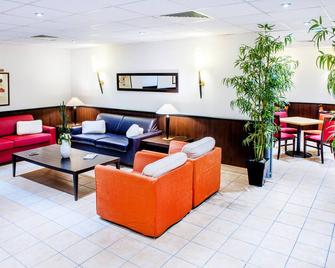Appart'hôtel Saint Jean - לורד - טרקלין