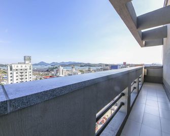 Tiamo Hotel, Yeosu - Yeosu - Balcón