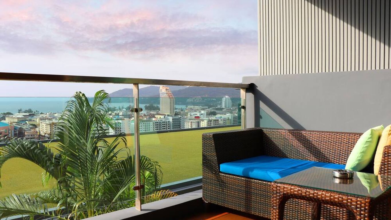 منتجع وفيلات بمسبح ذا سينسيز، بوكيت