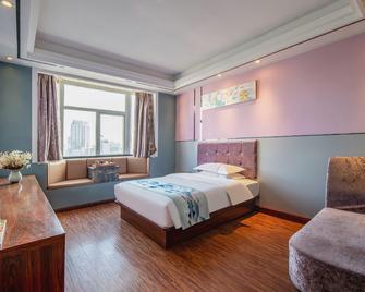 Jinton Hotel (Beihai Beibuwan Square Old Street Branch) - Beihai - Habitación