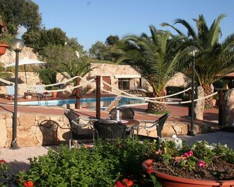 Holiday Home in Telti Near Beach - Telti - Piscina