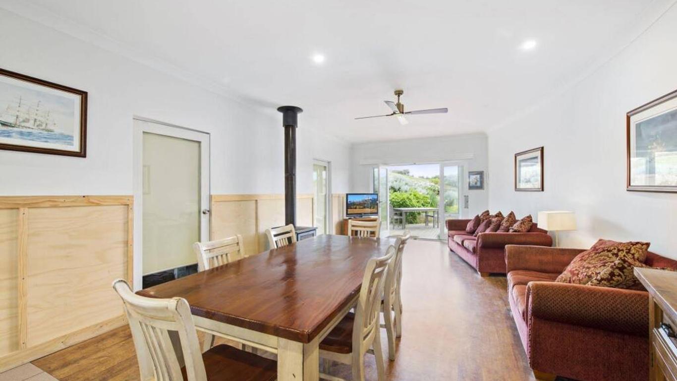 كيب أوتواي لايتستيشن