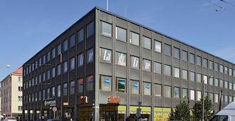 Cheapsleep Helsinki - Hostel - Helsinki - Edificio