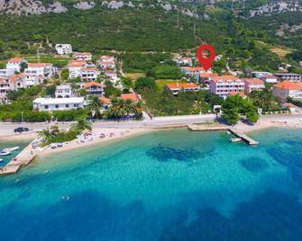 Apartments Jane Perna - Kučište - Playa