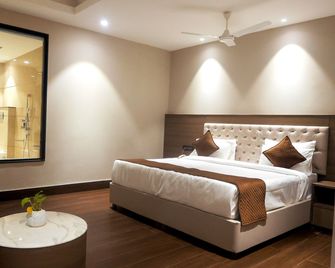 Hotel Kant Palace - Agra - Schlafzimmer