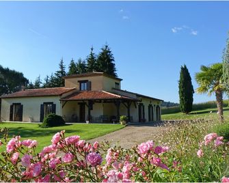 Au Pre des Sources - Campagne - Gebäude