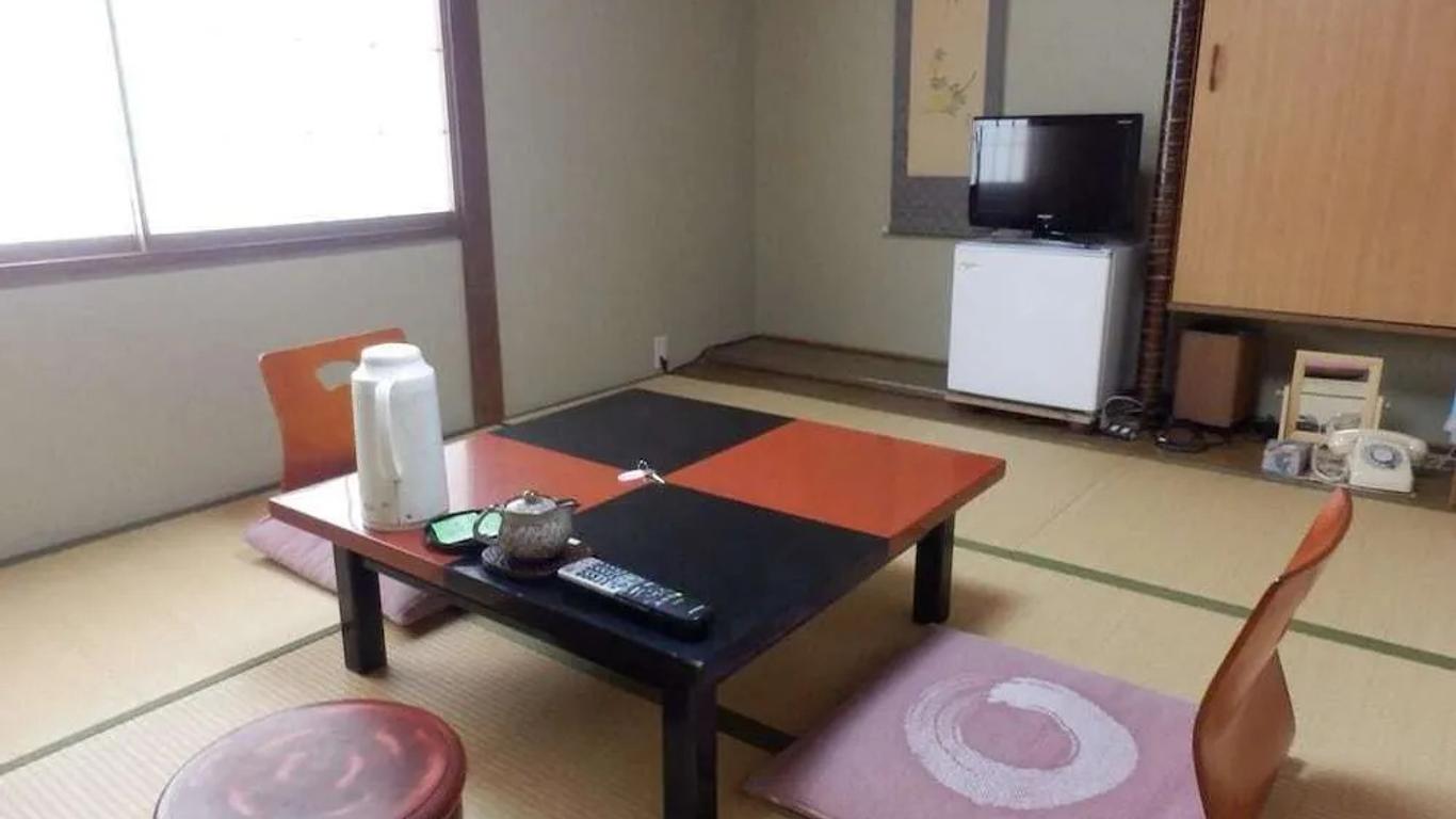 Kikunoya Ryokan