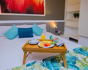 Varanasi Hotel Boutique Aeropuerto - Cartagena