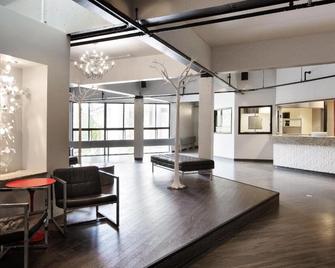 ZUM Auberge d'été - Université de Montréal - Montreal - Aula