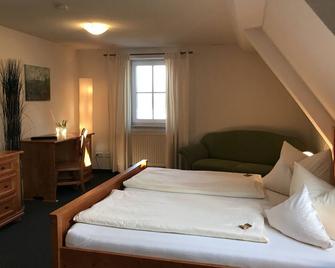 Hotel & Reiterhof Gut Weihersmühle - Neureuth - Bedroom
