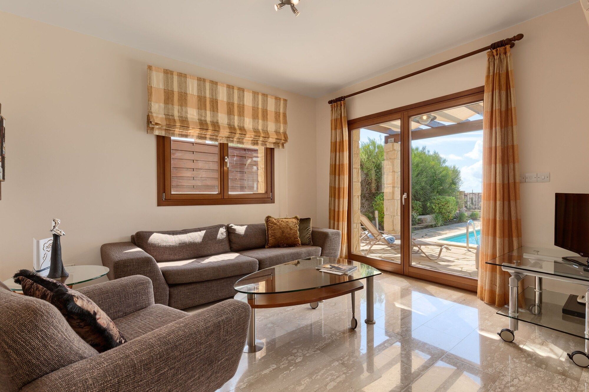 Aphrodite Hills Rentals - Junior Villas - קוקליה - סלון