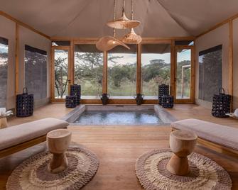 JW Marriott Masai Mara Lodge - Maasai Mara - Piscina