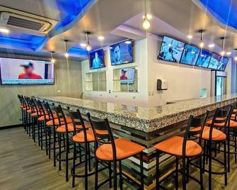 Hotel Cayuga - Puntarenas - Bar