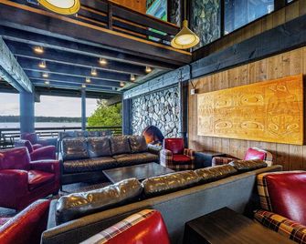 Glacier Bay Lodge - Gustavus - Lounge