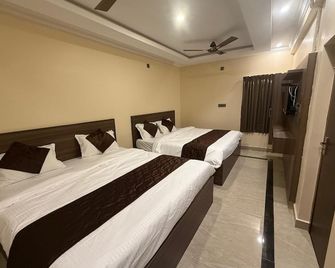 Ragha Residency - Kanchipuram - Bedroom
