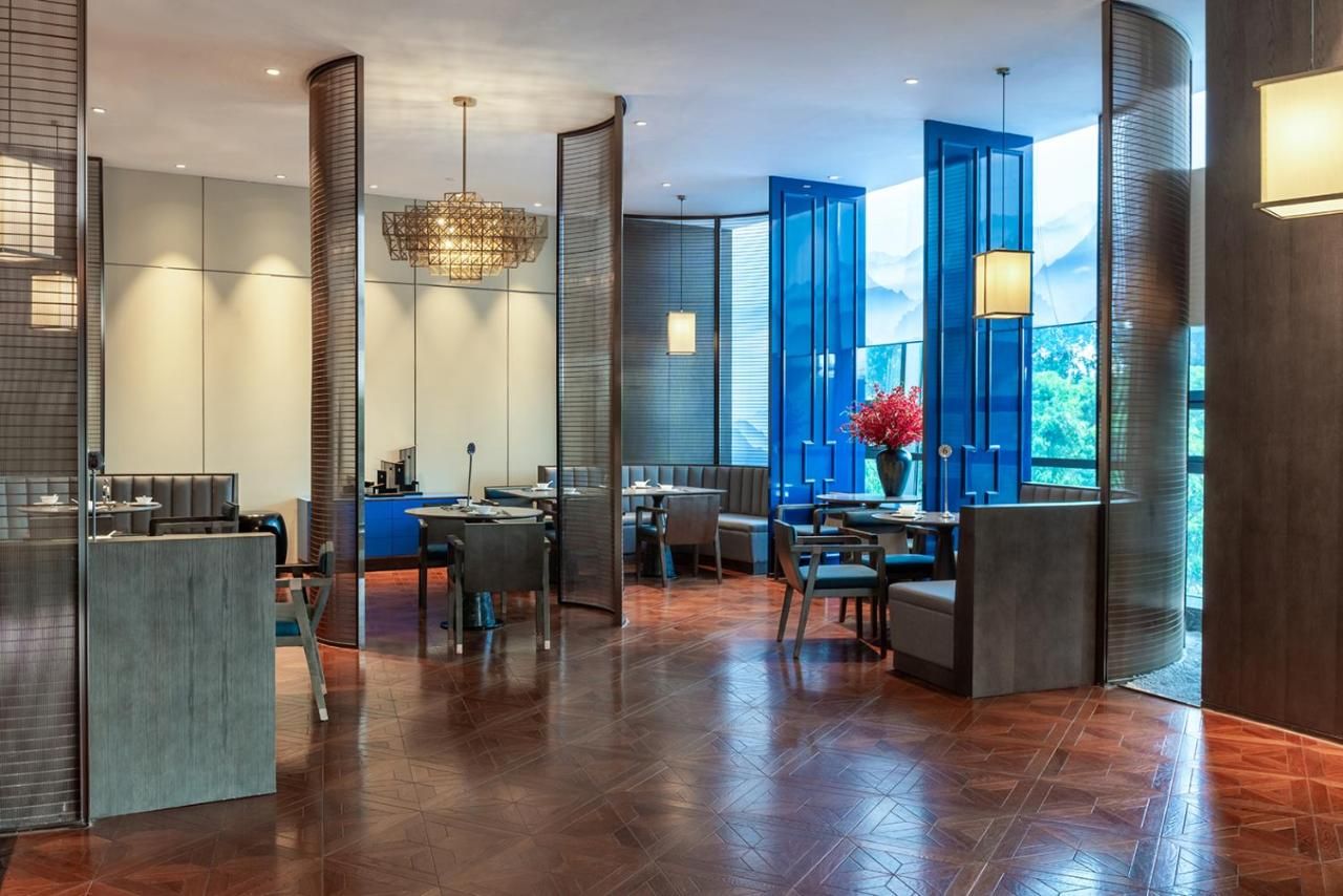 Auto City Ruili Hotel thumbnail 3