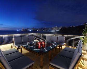 Kempinski Summerland Hotel & Resort Beirut - ביירות - מרפסת