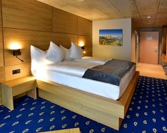 City Hotel Glarnerland - Glarus Nord - Bedroom