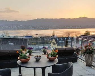 Fabulous duplex Zurich penthouse with rooftop terrace - Zürich - Parveke