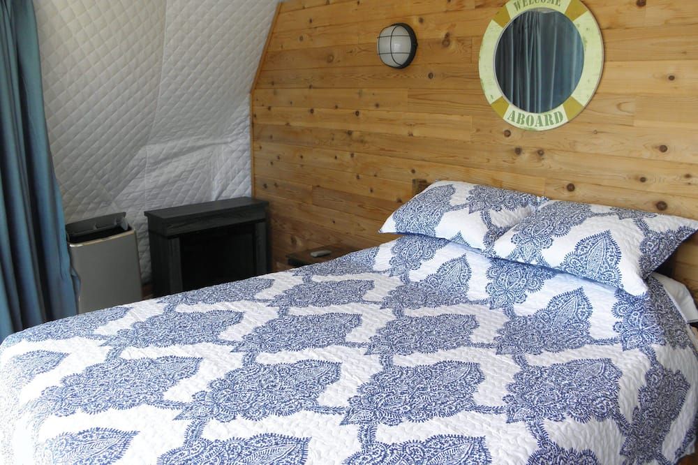 Glamping Dome with a view - Coos Bay - Ložnice